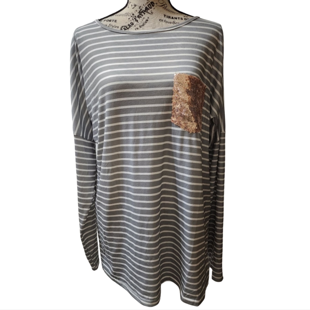 Women's Large oversized long sleeve t-shirt